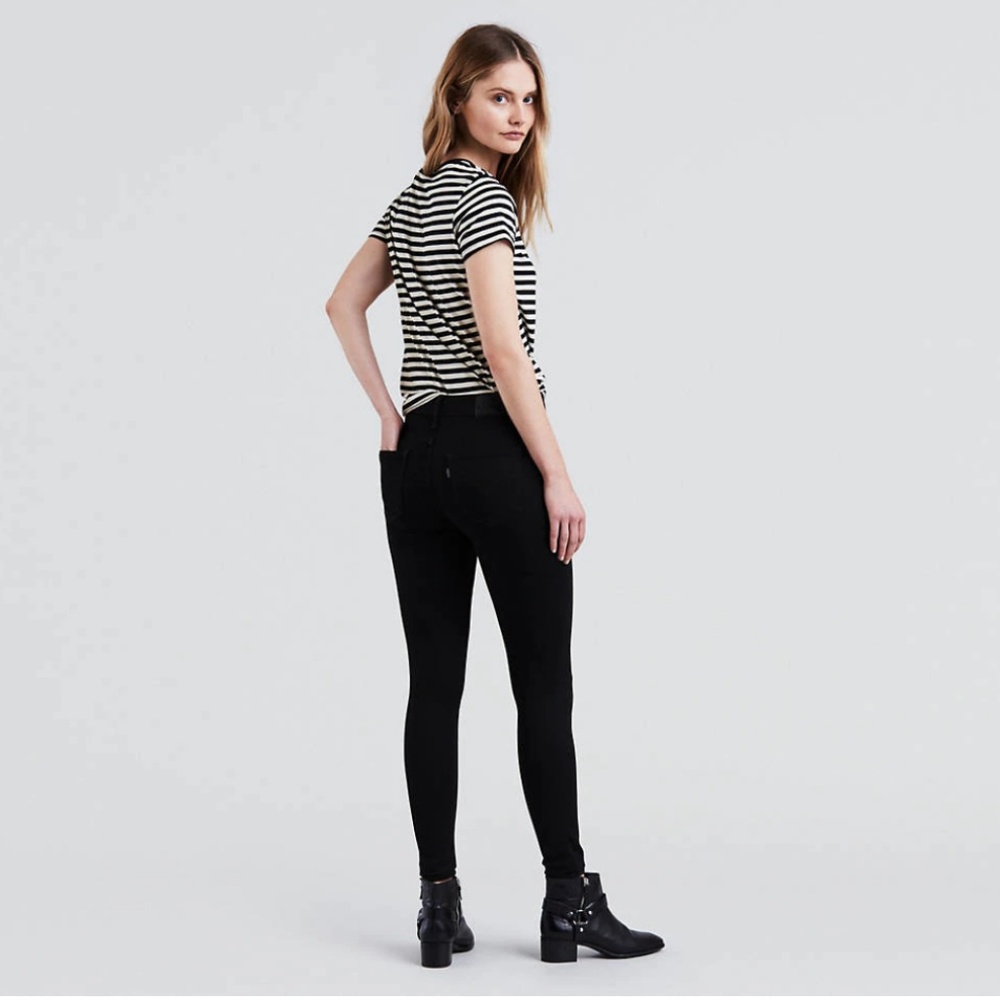 ✨NEW✨ Levi's High Rise Super Skinny Black Jeans - Picture 3 of 8